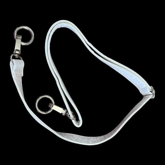Miche Quick Clip Adjustable Shoulder Strap / White with Silvertone Hardware - Picture 1 of 4